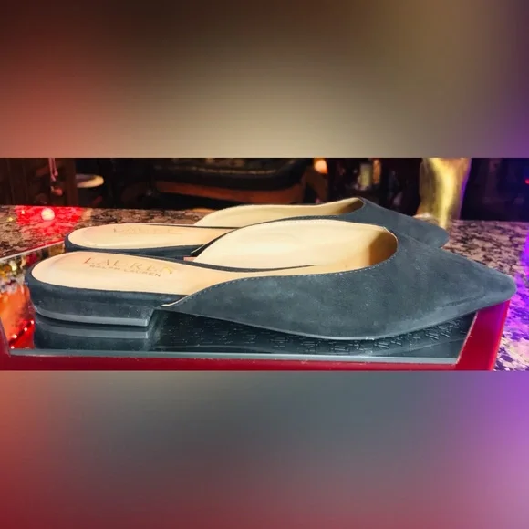 Stunning LAUREN Ralph Black Kitten Point Toe Flat Slides Fall Spirit Comes 6.5 - Picture 6 of 9